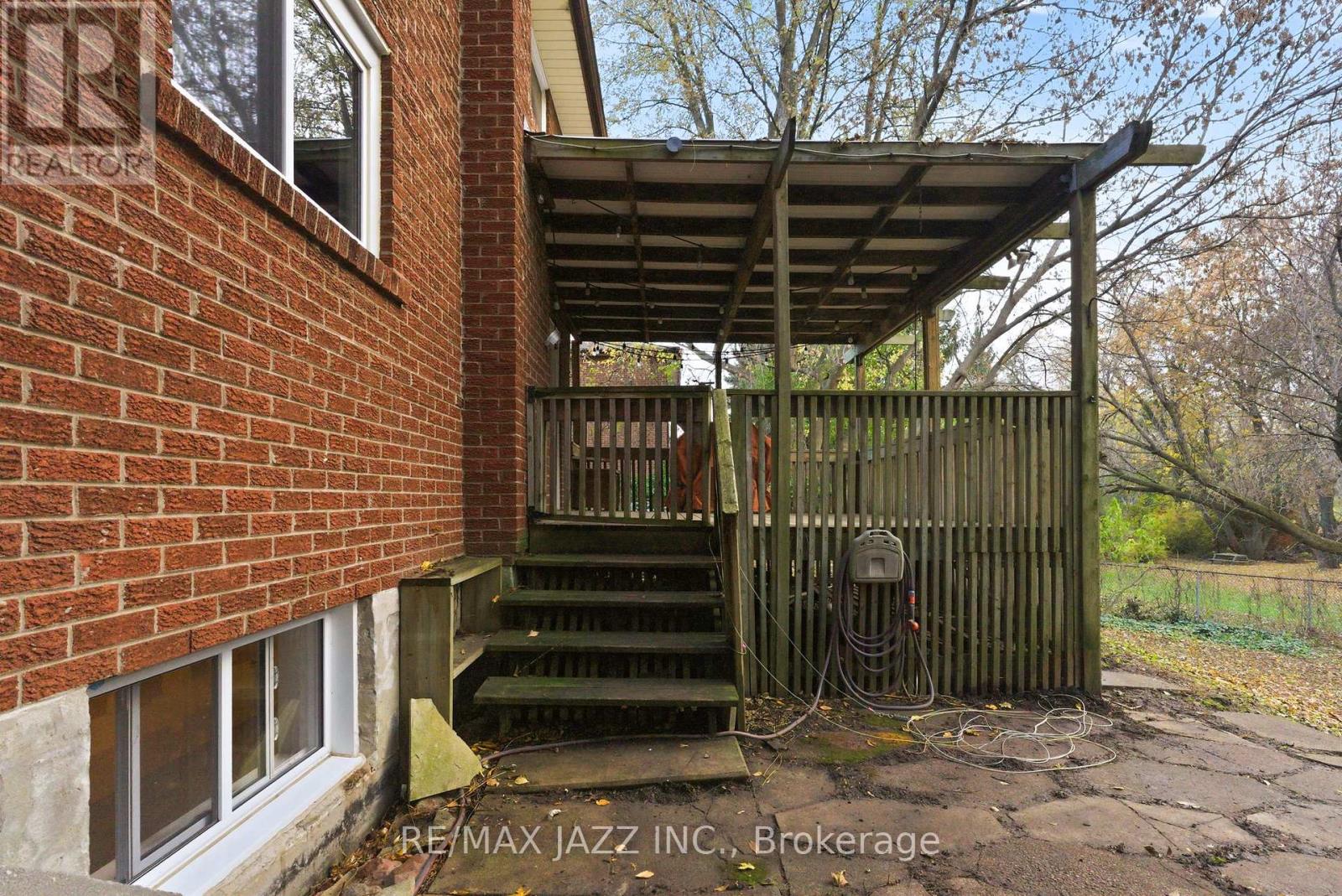 286 Lorindale Drive, Oshawa, Ontario  L1H 6X4 - Photo 13 - E12554998