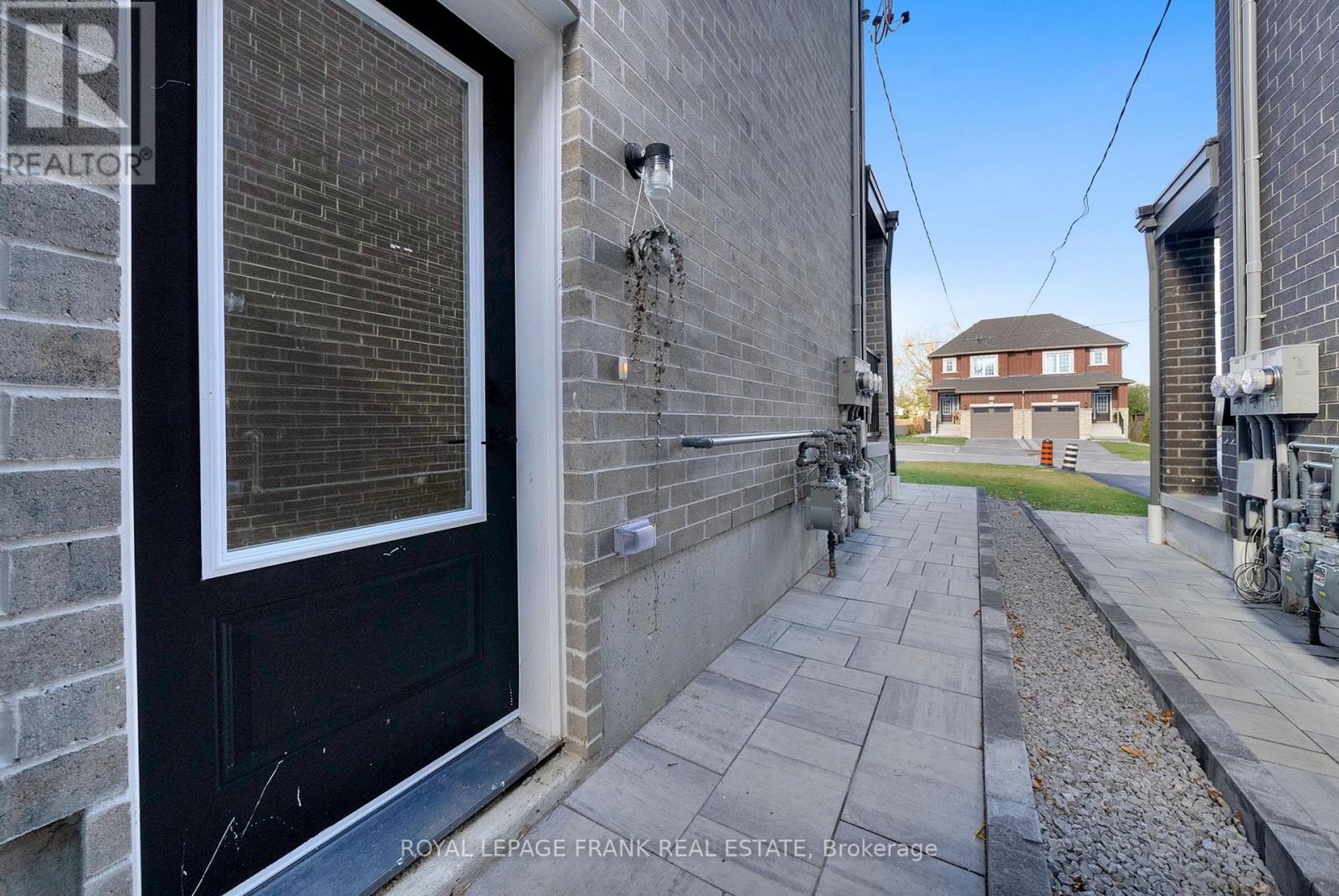 327 Anderson Avenue, Oshawa, Ontario  L1J 2N8 - Photo 35 - E12546126