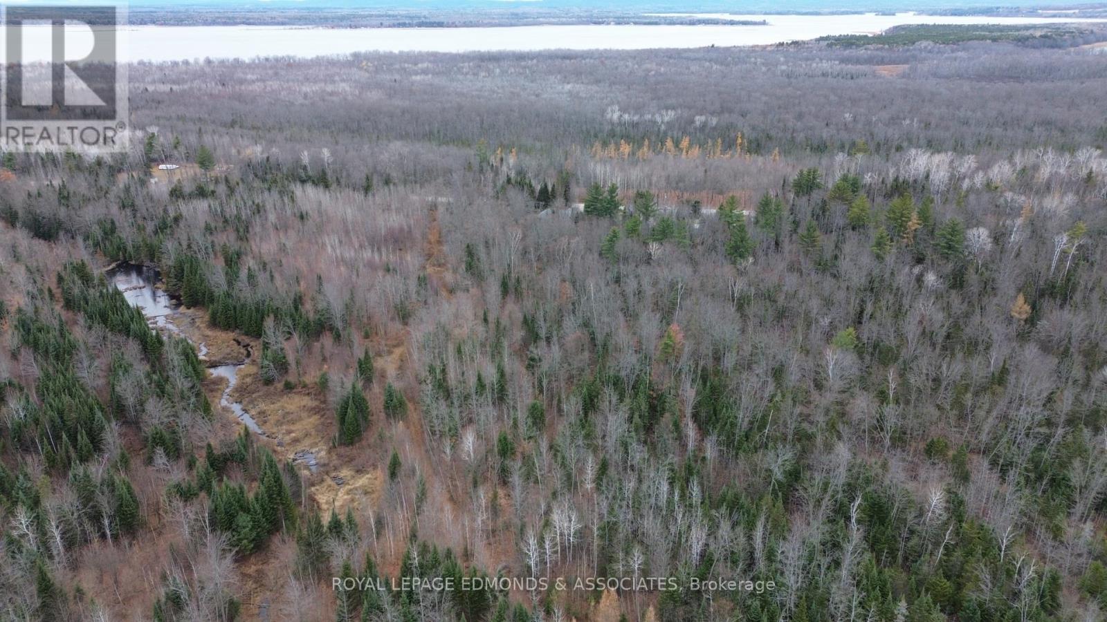 680 Westmeath Road, Whitewater Region, Ontario K8A 6W2 - Photo 8 - X12538532