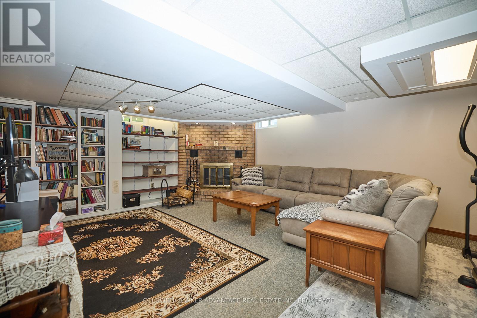 33 Naples Court, Thorold, Ontario  L2V 4S7 - Photo 23 - X12541706