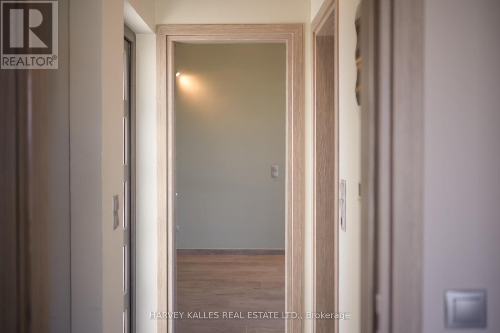 Villa 4 Imion Street, Greece, Ontario - Photo 23 - X12555024