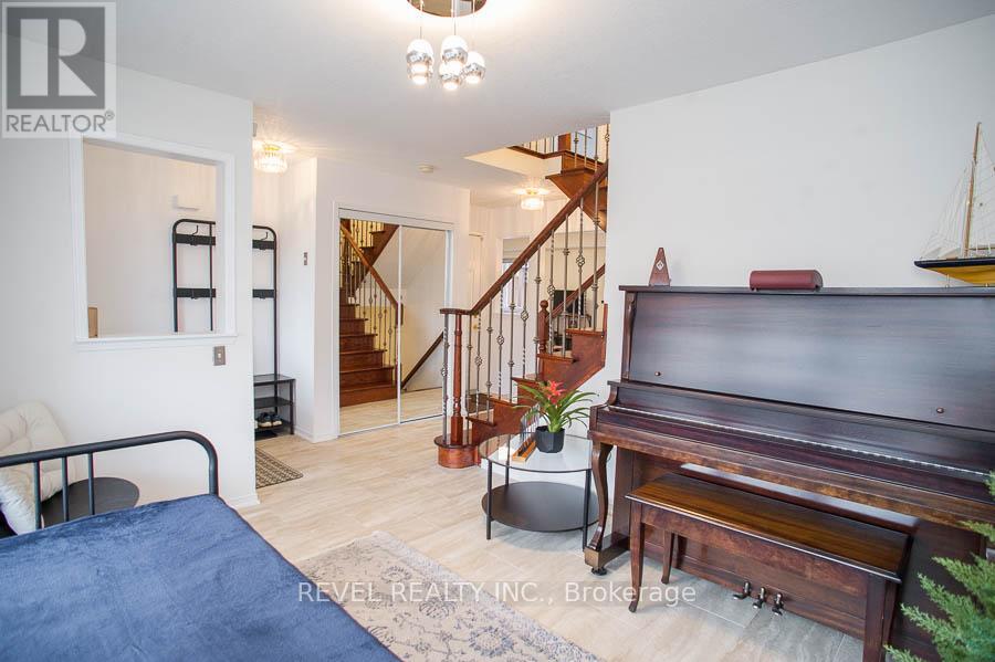 192 Osborn Avenue, Brantford, Ontario  N3T 6S7 - Photo 8 - X12555038