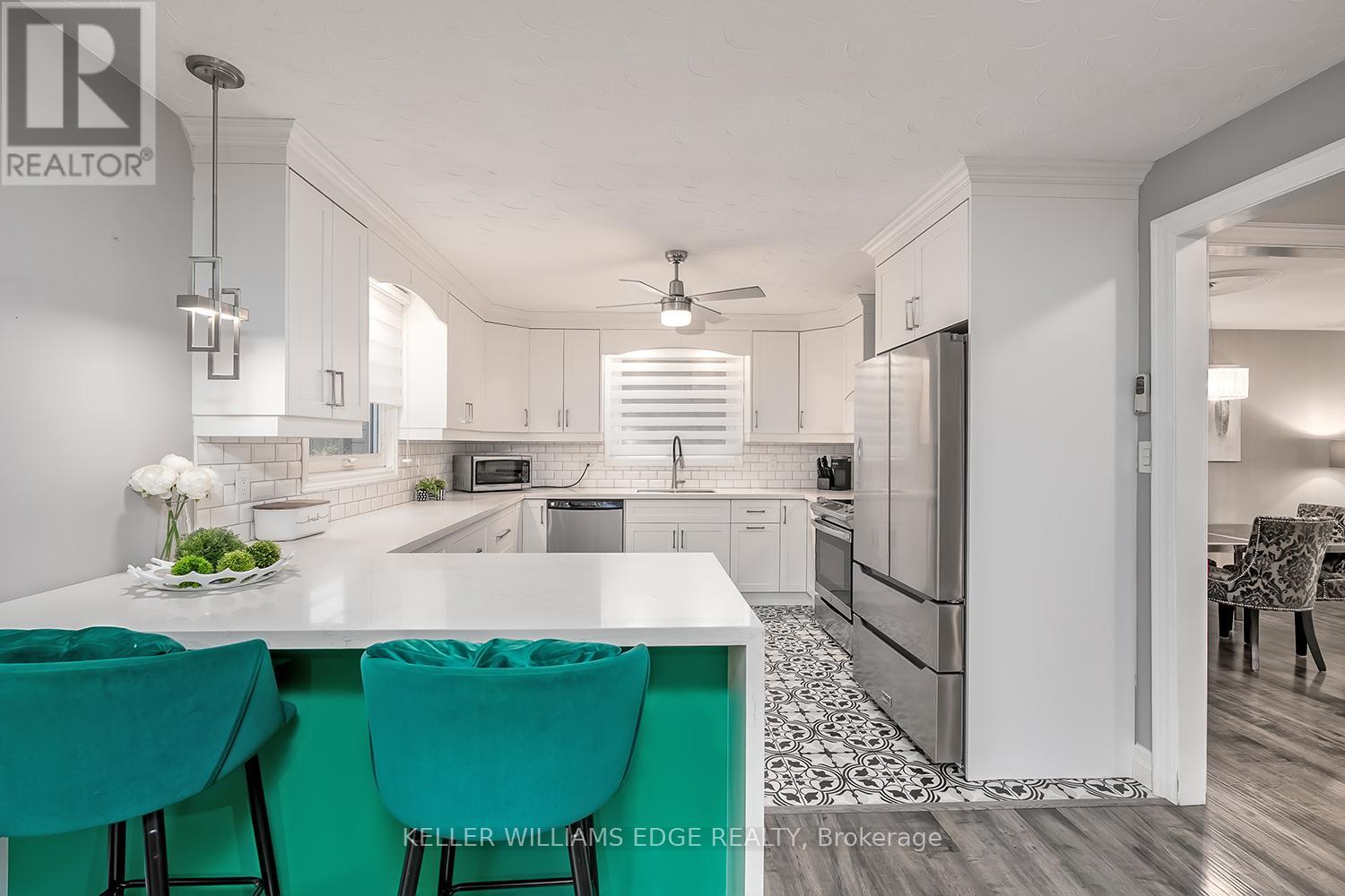 383 East 24th Street, Hamilton, Ontario  L8V 4W8 - Photo 11 - X12555062