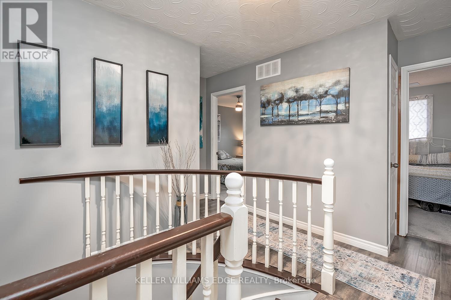 383 East 24th Street, Hamilton, Ontario  L8V 4W8 - Photo 18 - X12555062