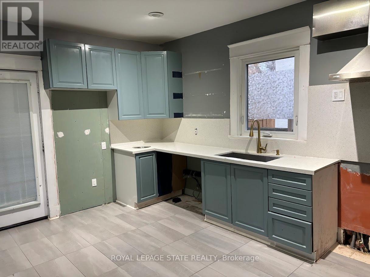 4789 Saint Clair Avenue, Niagara Falls, Ontario  L2E 3T2 - Photo 16 - X12555088