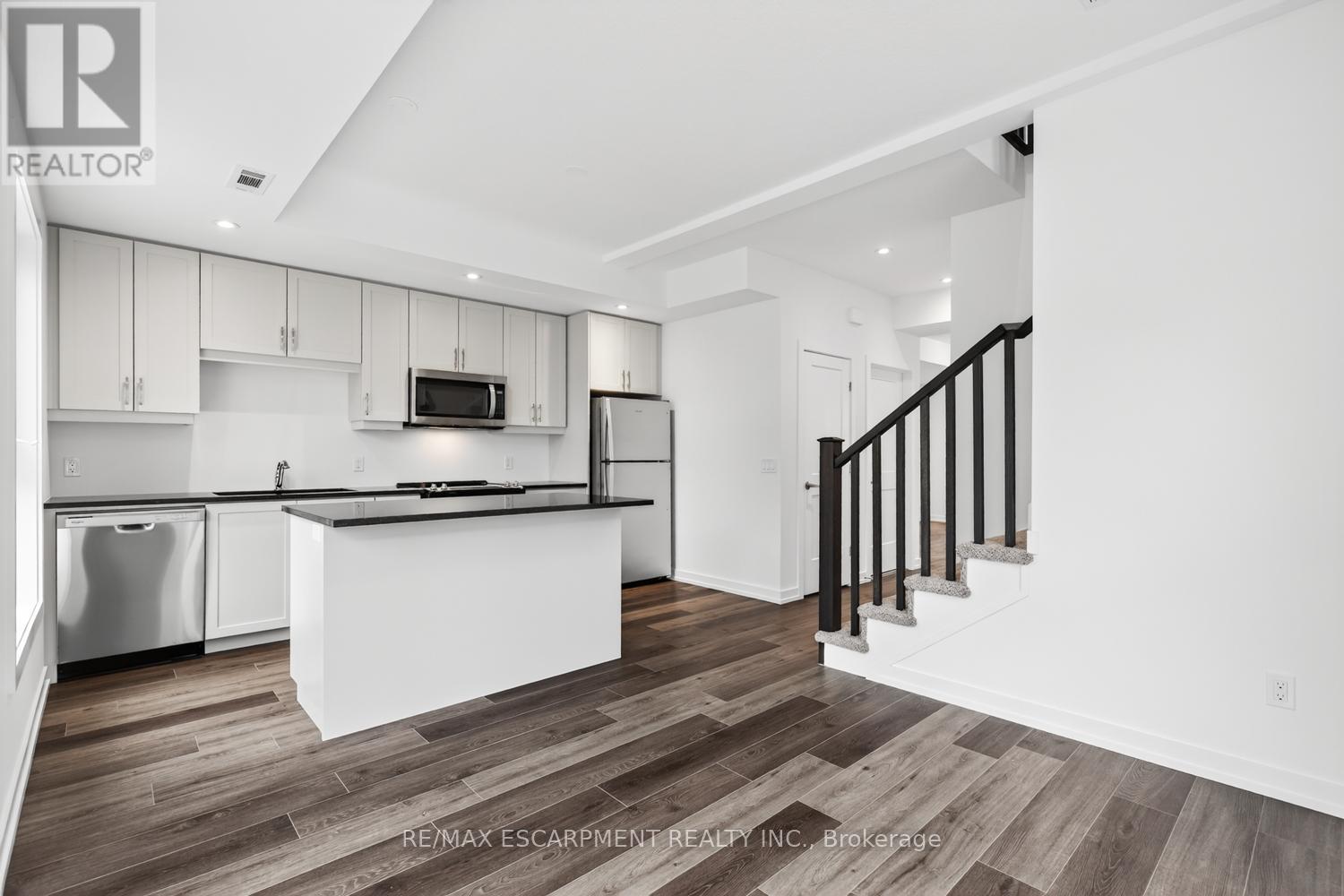 22 - 70 Kenesky Drive, Hamilton, Ontario  L0R 2H7 - Photo 10 - X12555090