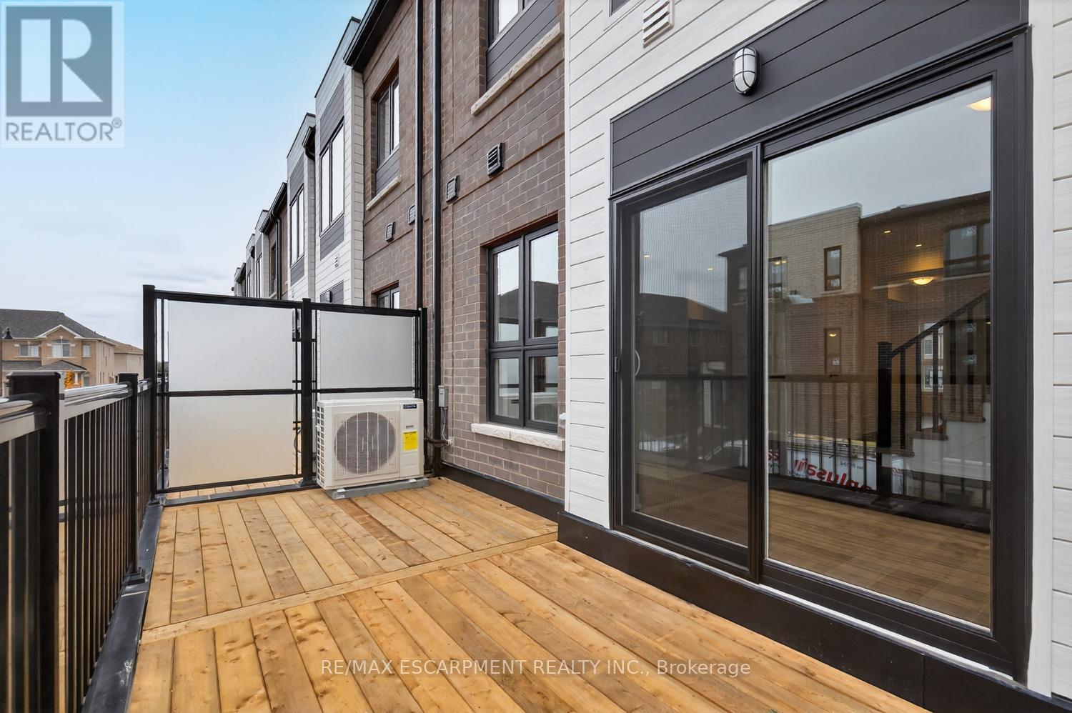 22 - 70 Kenesky Drive, Hamilton, Ontario  L0R 2H7 - Photo 21 - X12555090