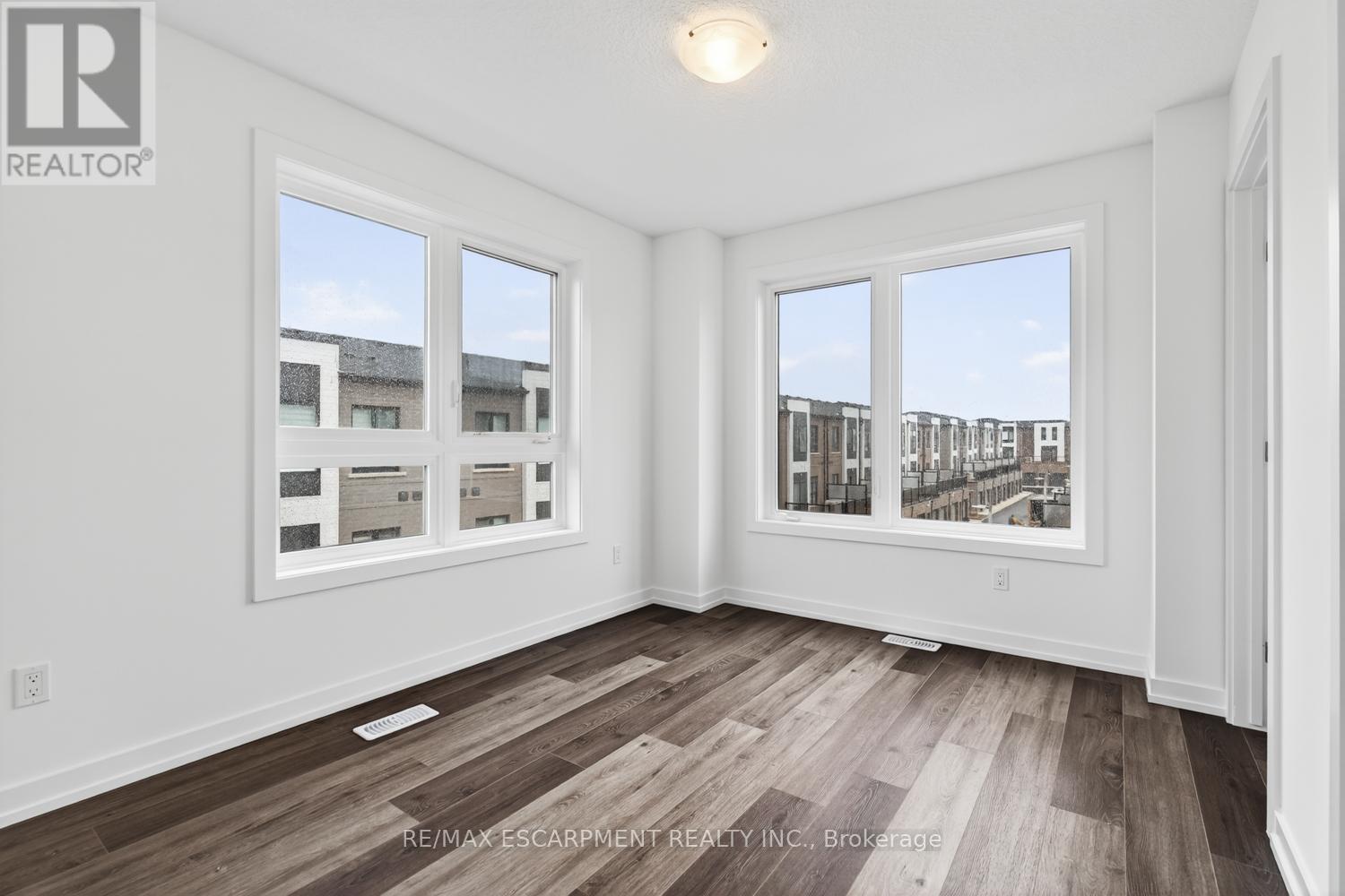 22 - 70 Kenesky Drive, Hamilton, Ontario  L0R 2H7 - Photo 27 - X12555090