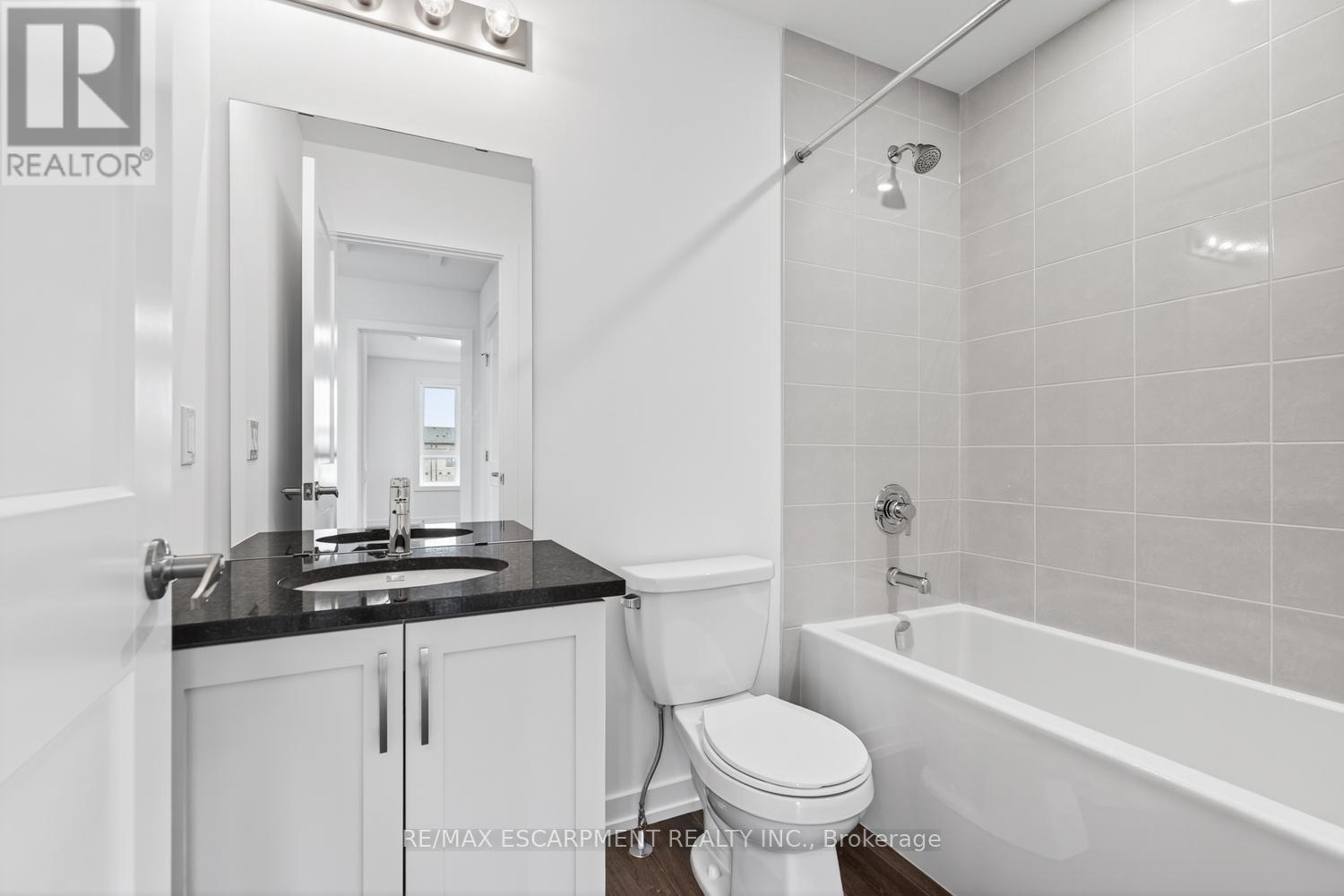 22 - 70 Kenesky Drive, Hamilton, Ontario  L0R 2H7 - Photo 38 - X12555090