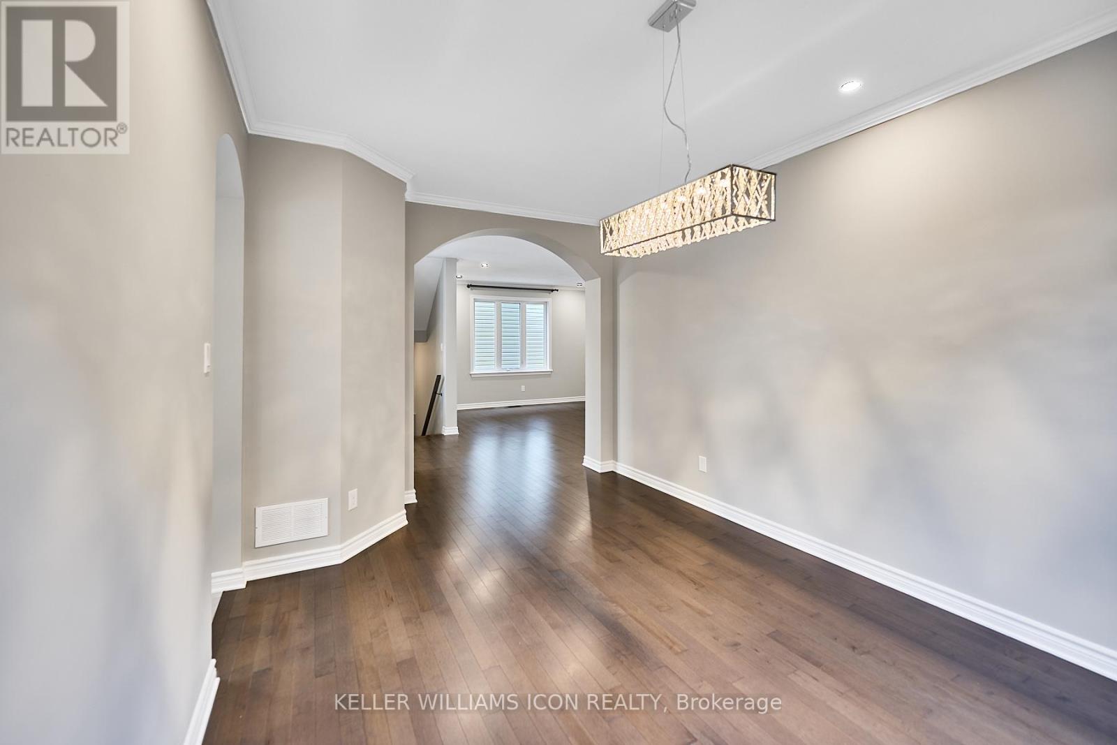 830 Contour Street, Ottawa, Ontario  K1W 0G6 - Photo 13 - X12555326