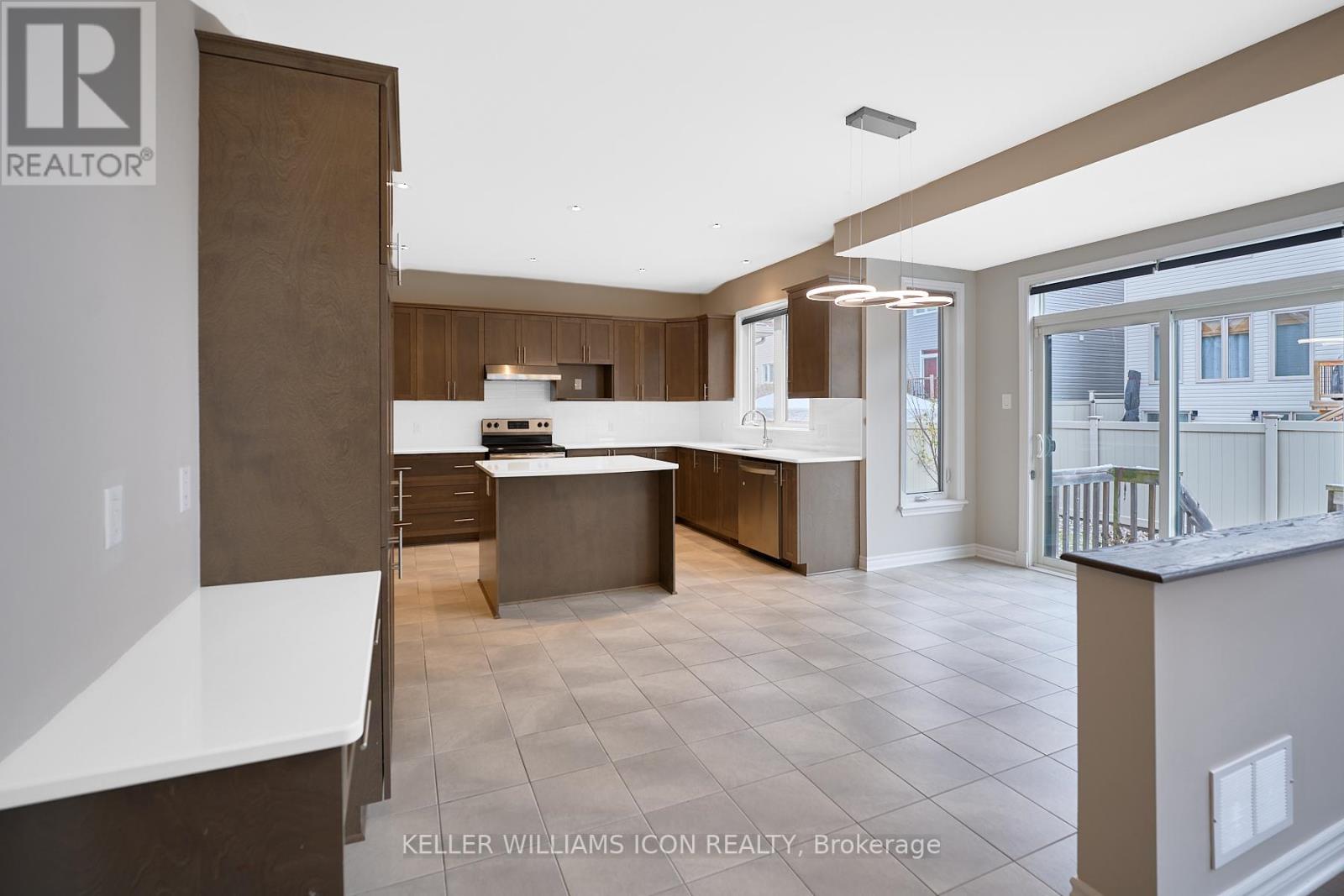 830 Contour Street, Ottawa, Ontario  K1W 0G6 - Photo 21 - X12555326