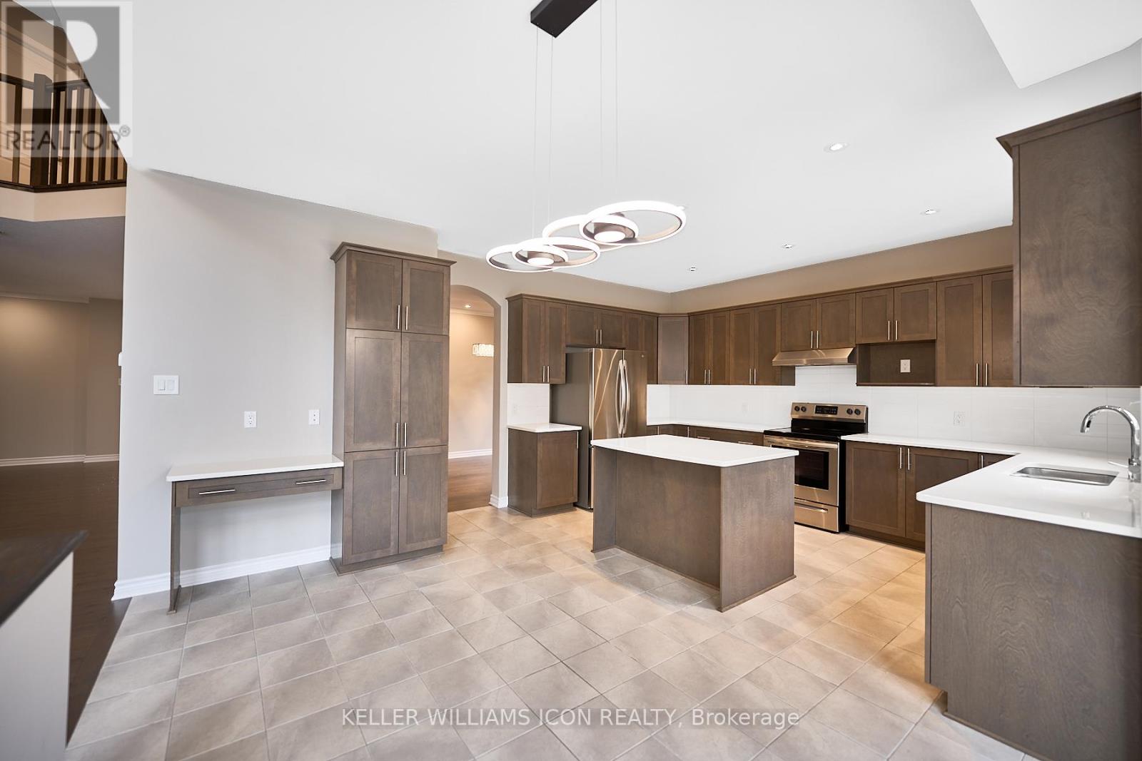 830 Contour Street, Ottawa, Ontario  K1W 0G6 - Photo 22 - X12555326