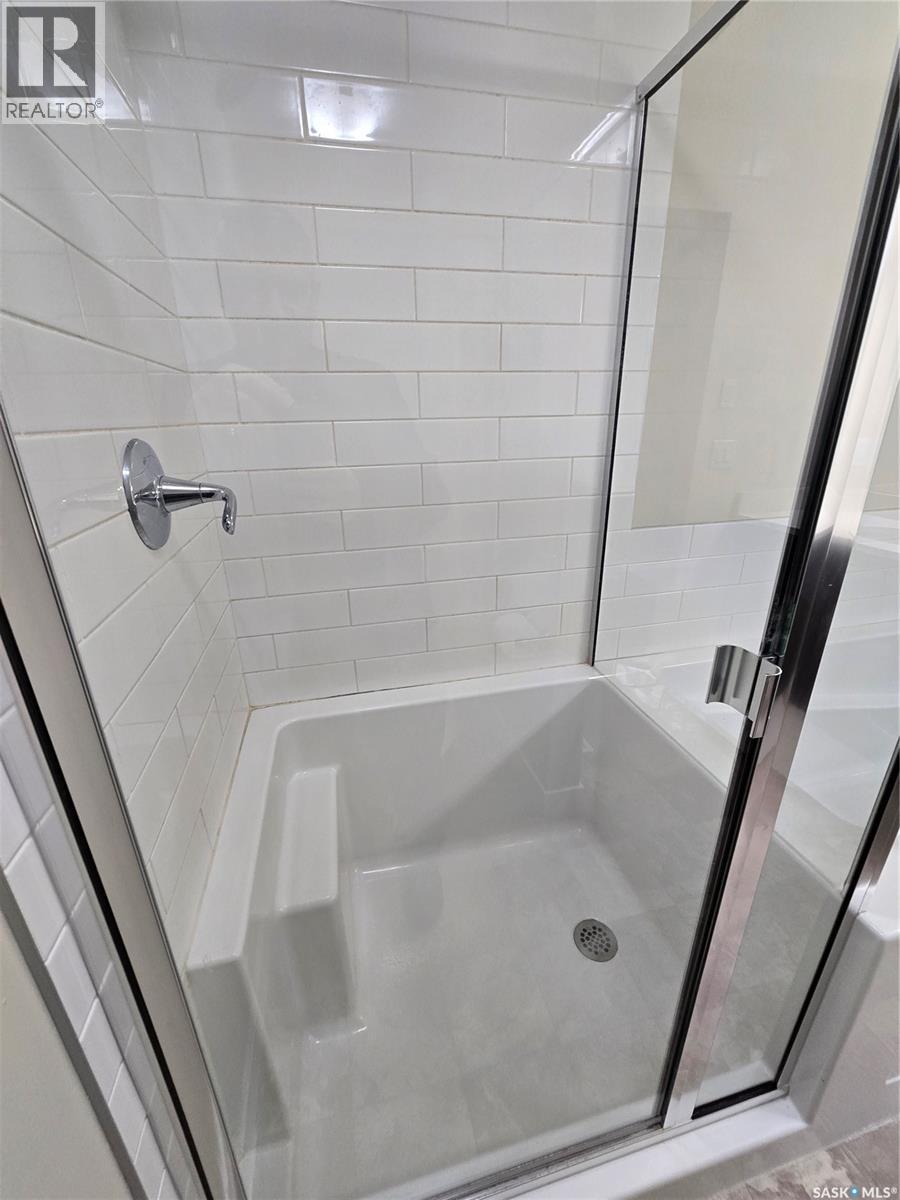 127 315 Dickson Crescent, Saskatoon, Saskatchewan  S7T 0Z1 - Photo 7 - SK024197