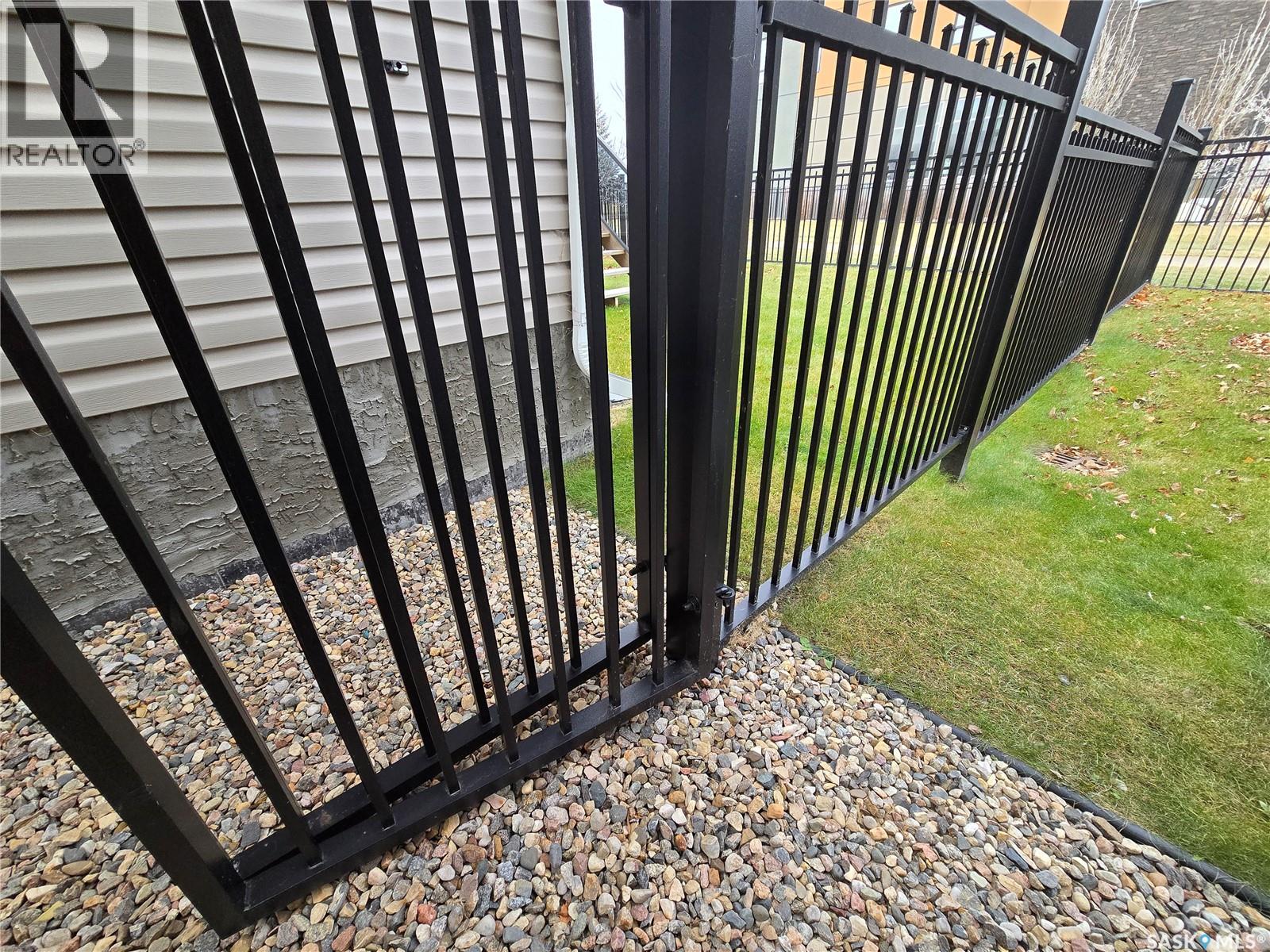 127 315 Dickson Crescent, Saskatoon, Saskatchewan  S7T 0Z1 - Photo 48 - SK024197