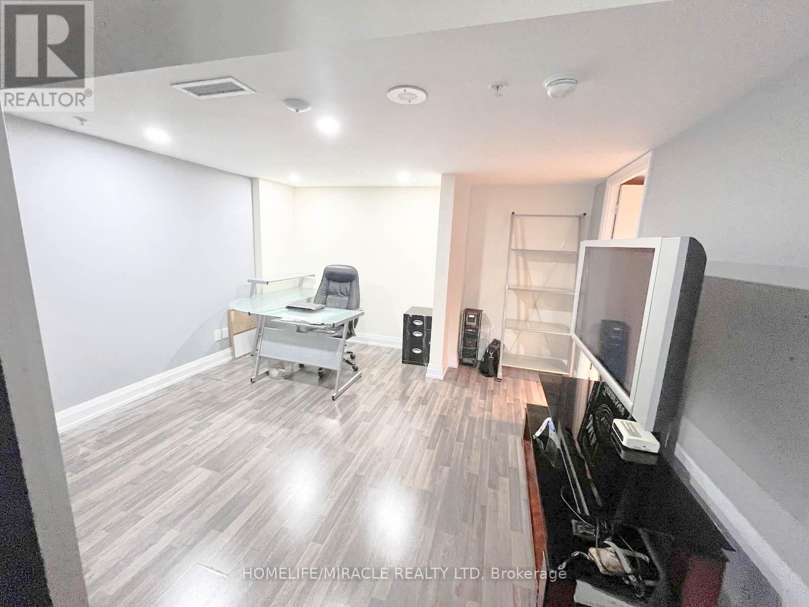 1301 - 565 Wilson Avenue, Toronto, Ontario  M3H 0C6 - Photo 14 - C12555206