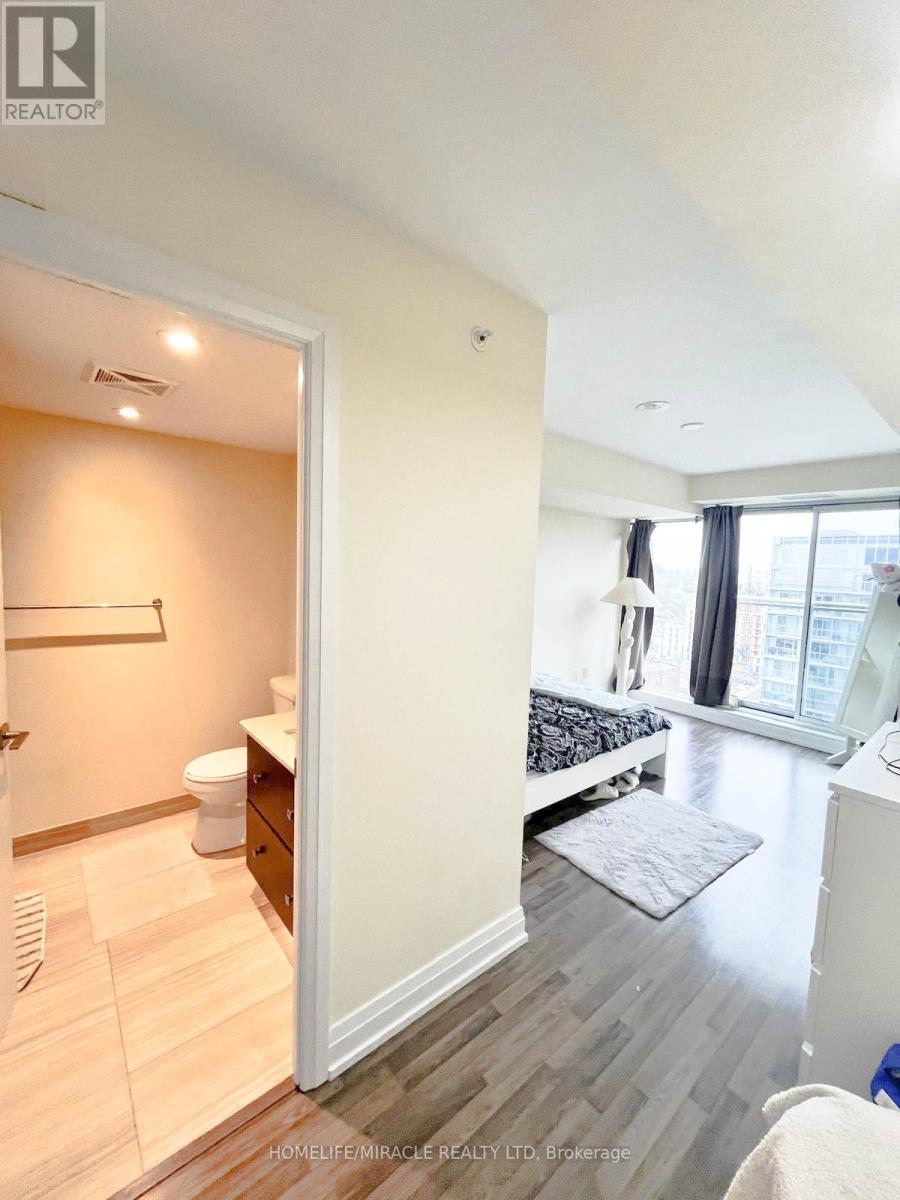 1301 - 565 Wilson Avenue, Toronto, Ontario  M3H 0C6 - Photo 17 - C12555206