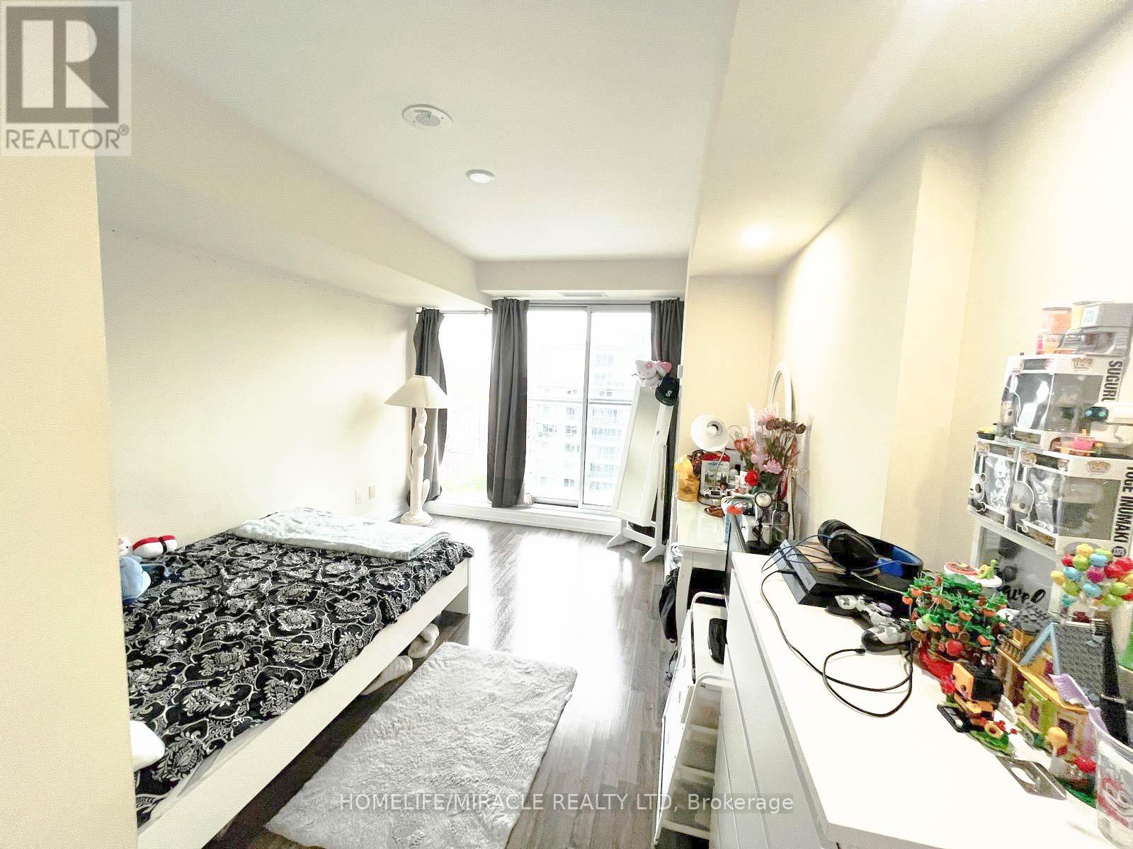 1301 - 565 Wilson Avenue, Toronto, Ontario  M3H 0C6 - Photo 18 - C12555206