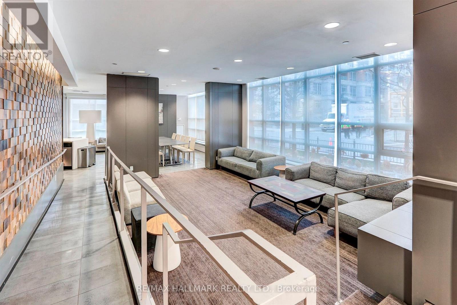 1001 - 15 Bruyeres Mews, Toronto, Ontario  M5V 0A7 - Photo 29 - C12555280