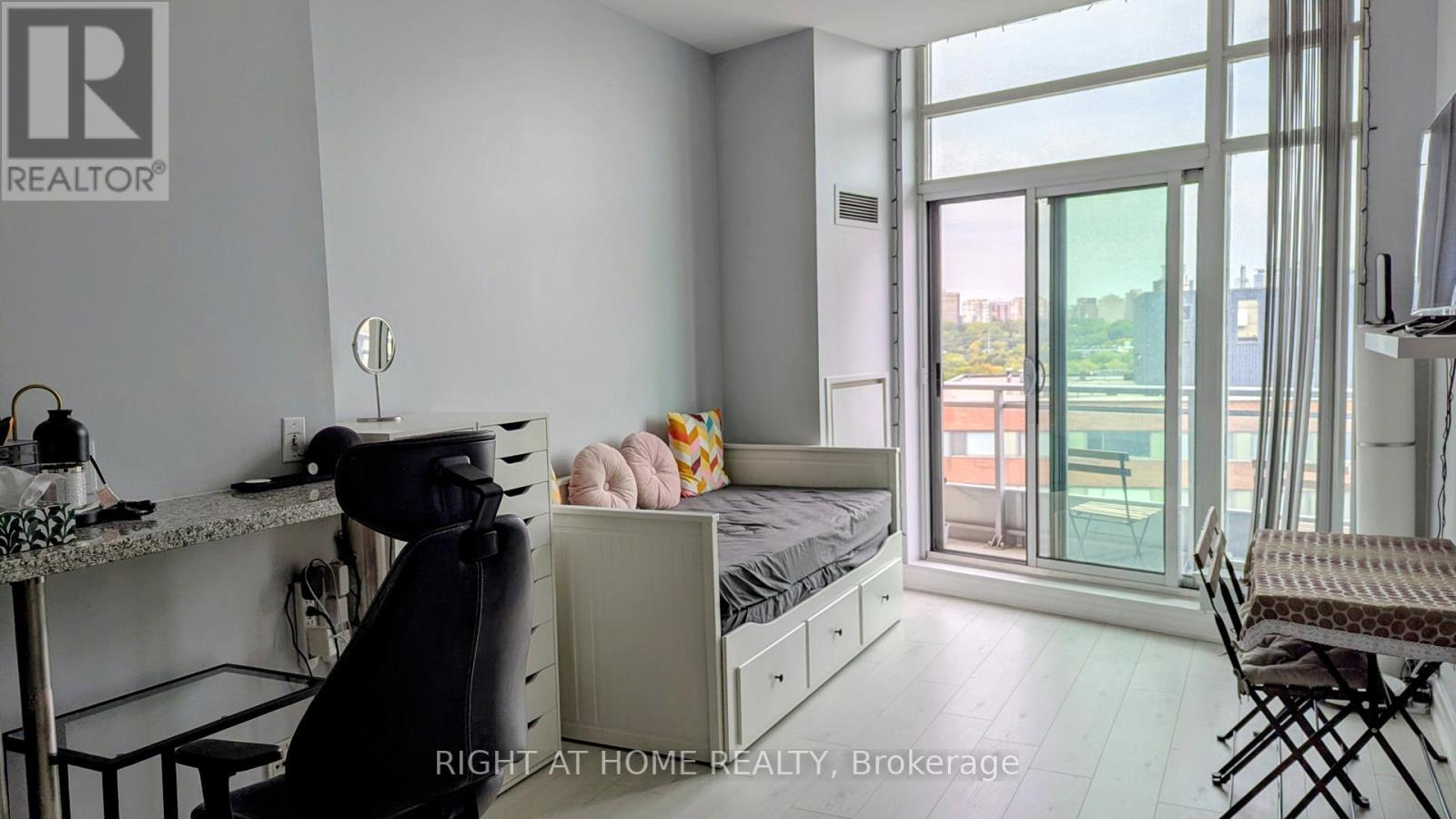 Ph207 - 8 Scollard Street, Toronto, Ontario M5R 1M2 - Photo 19 - C12555316