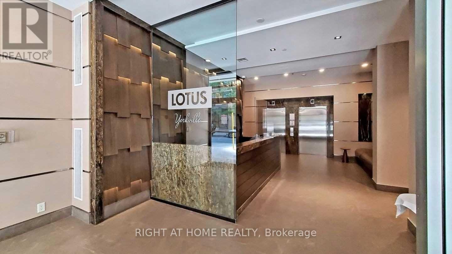 Ph207 - 8 Scollard Street, Toronto, Ontario M5R 1M2 - Photo 2 - C12555316