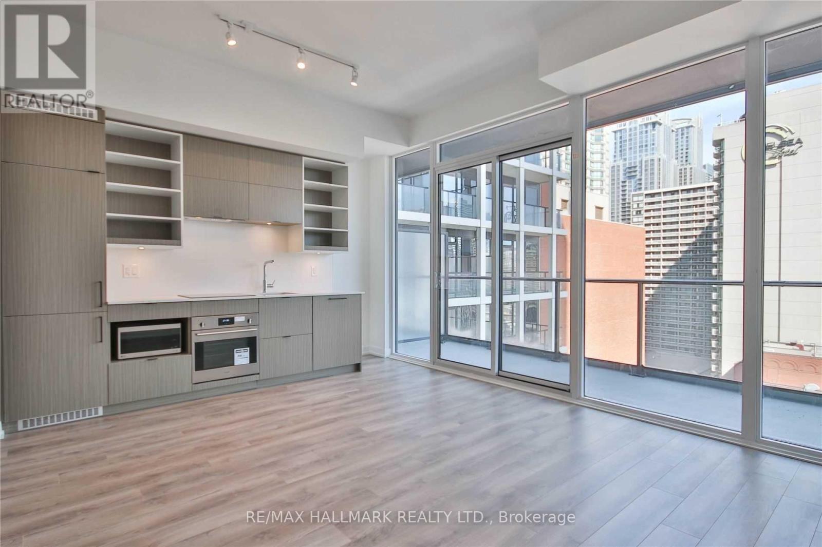 1222 - 20 Edward Street, Toronto, Ontario  M5G 1C9 - Photo 15 - C12555384