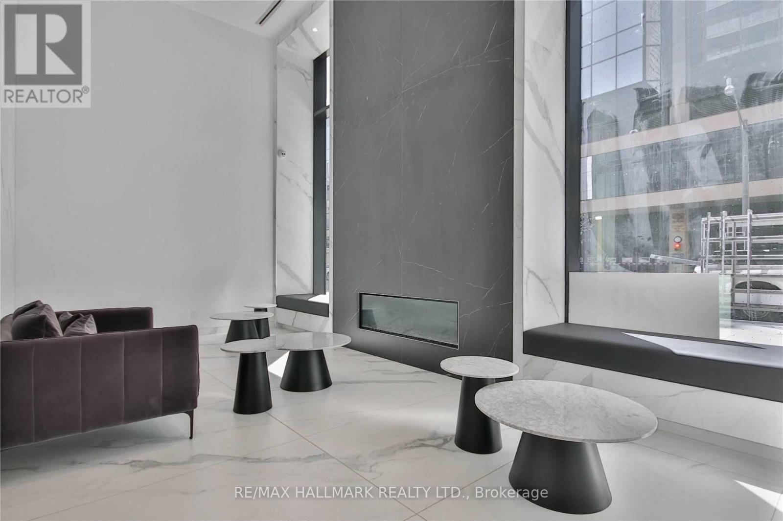 1222 - 20 Edward Street, Toronto, Ontario  M5G 1C9 - Photo 4 - C12555384