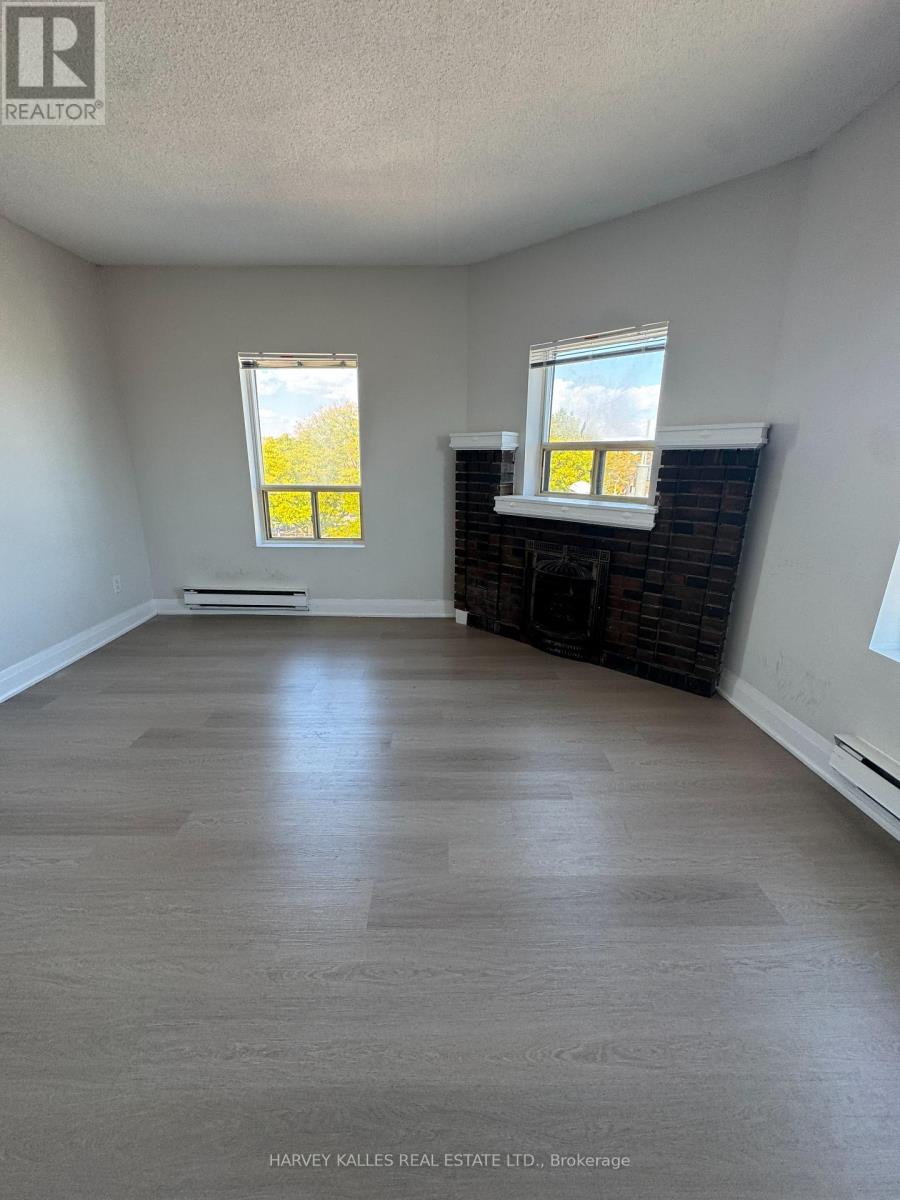 6 - 98 Northcliffe Boulevard, Toronto, Ontario  M6H 3H2 - Photo 3 - C12555396