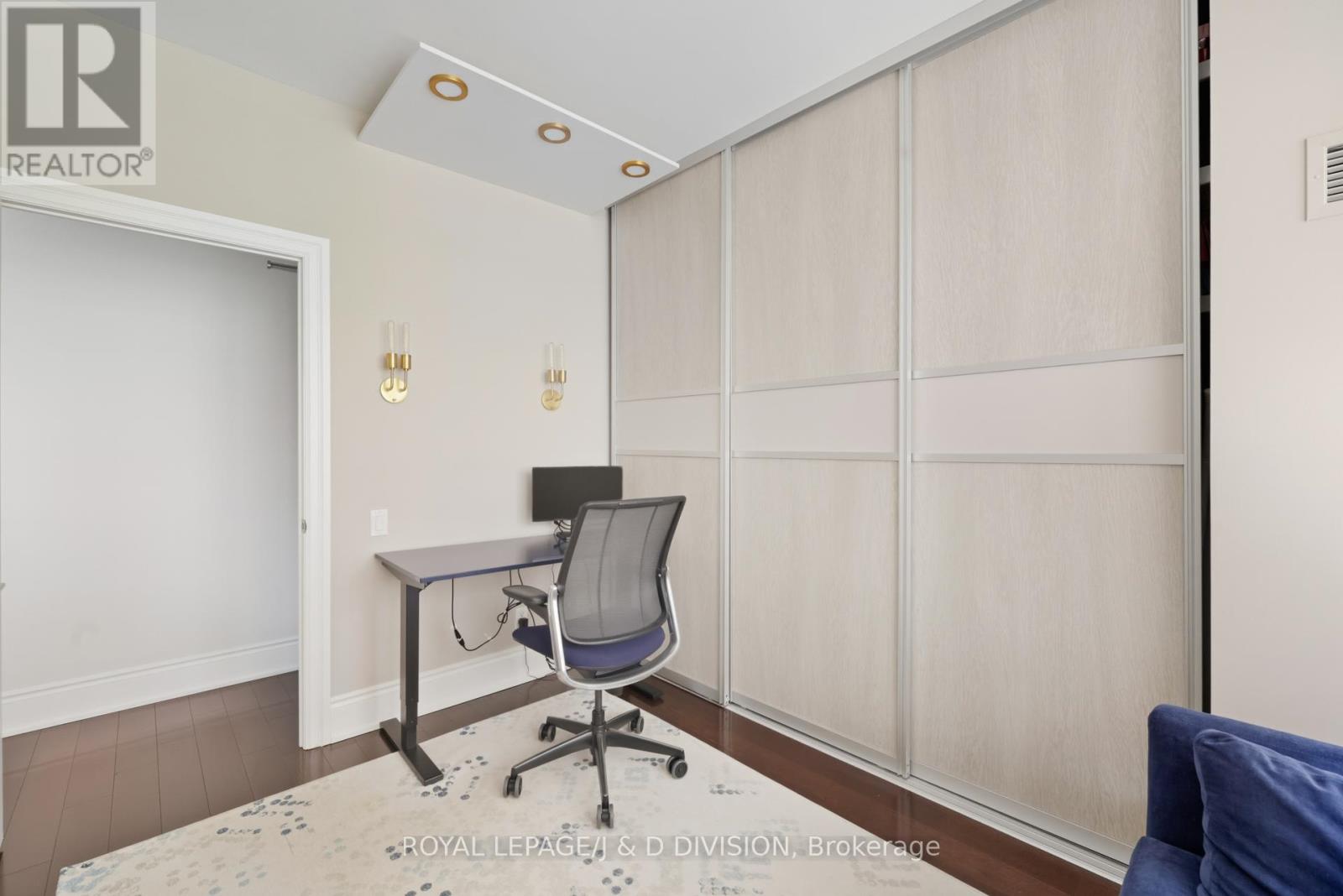 401 - 55 Delisle Avenue, Toronto, Ontario  M4V 3C2 - Photo 26 - C12555398