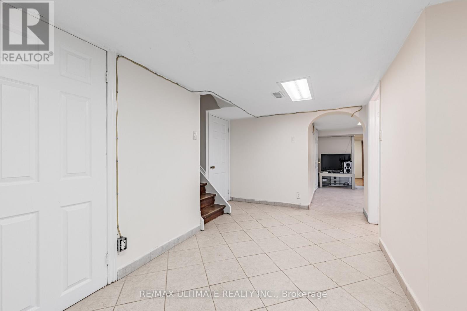 42 Carr Street, Toronto, Ontario M5T 1B5 - Photo 21 - C12555122