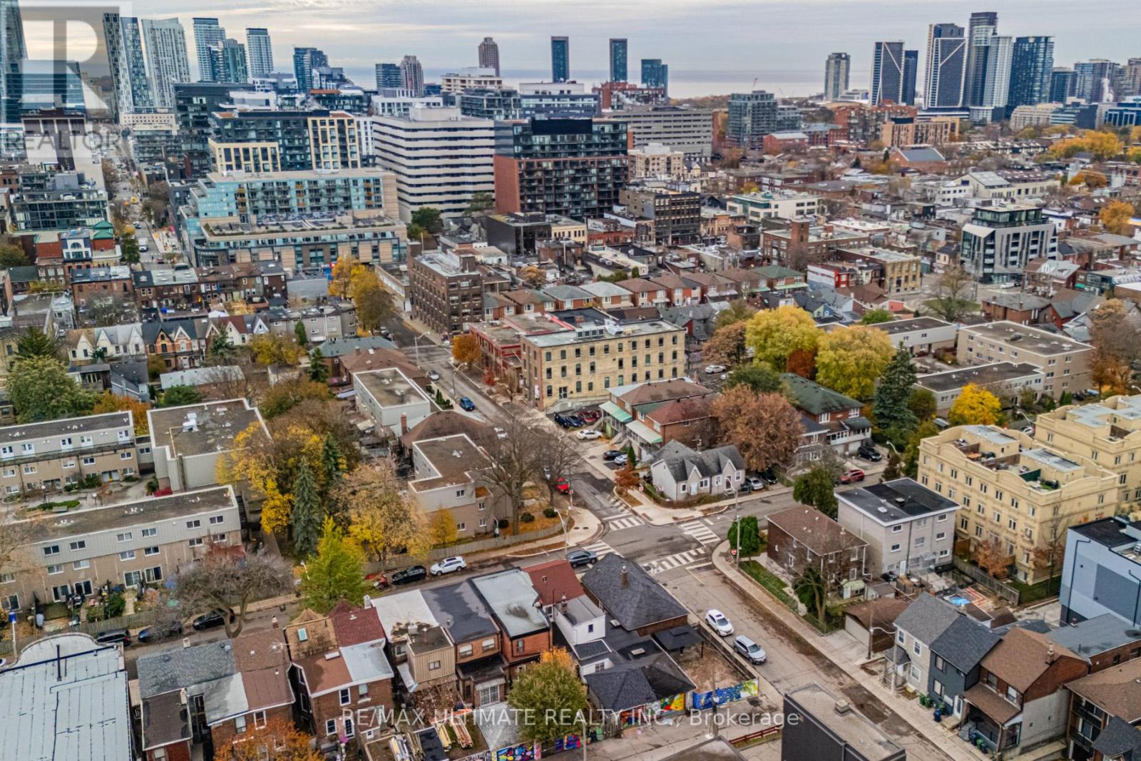 42 Carr Street, Toronto, Ontario M5T 1B5 - Photo 45 - C12555122