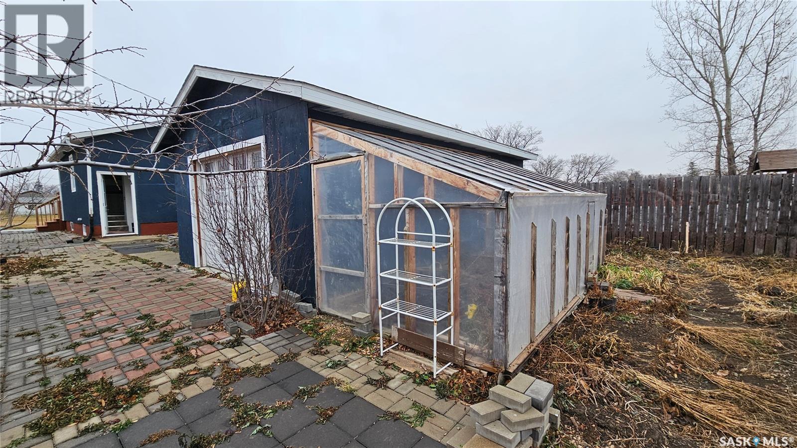 400 W 1st Street, Dundurn, Saskatchewan  S0K 1K0 - Photo 18 - SK024251