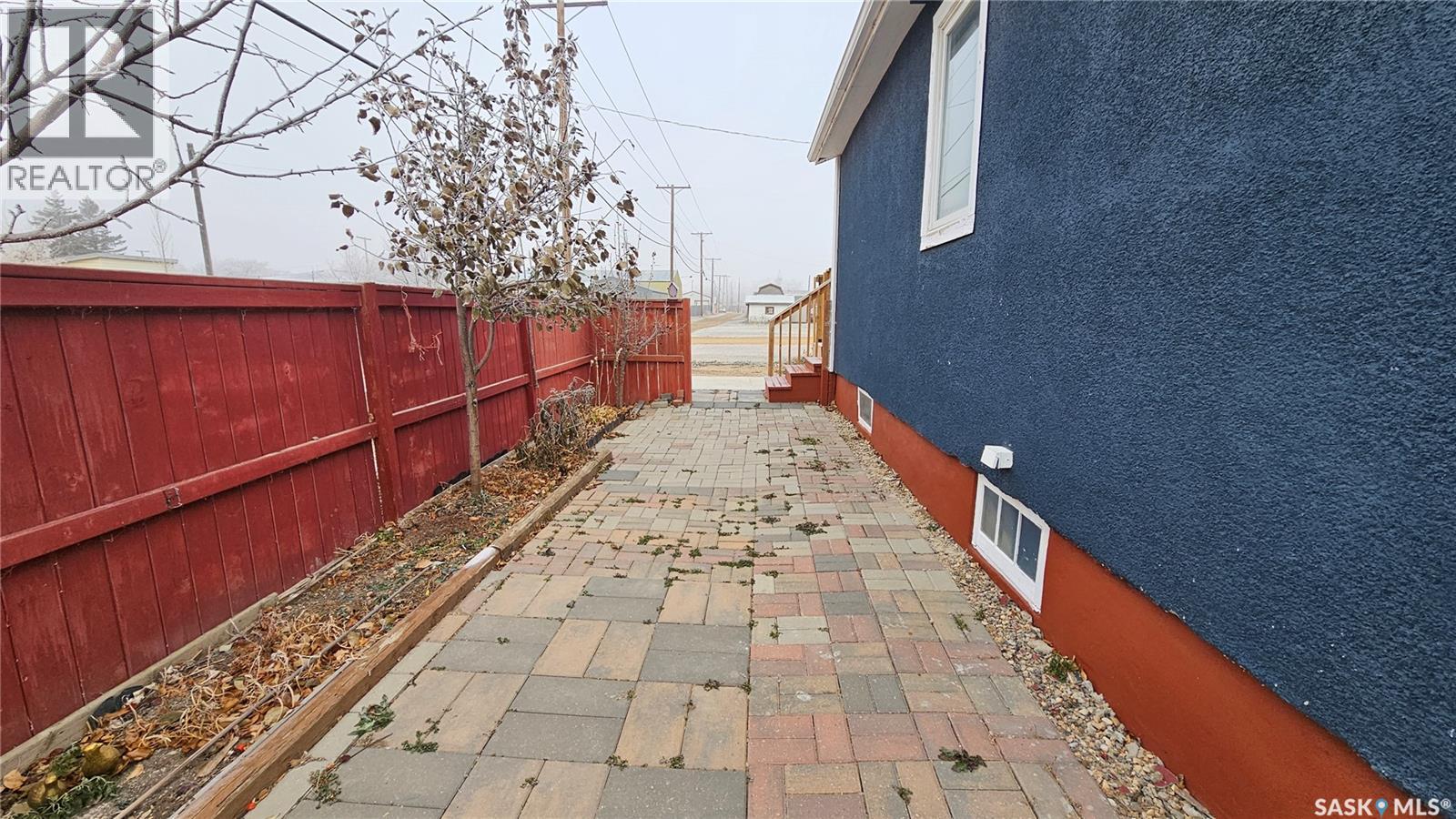 400 W 1st Street, Dundurn, Saskatchewan  S0K 1K0 - Photo 19 - SK024251