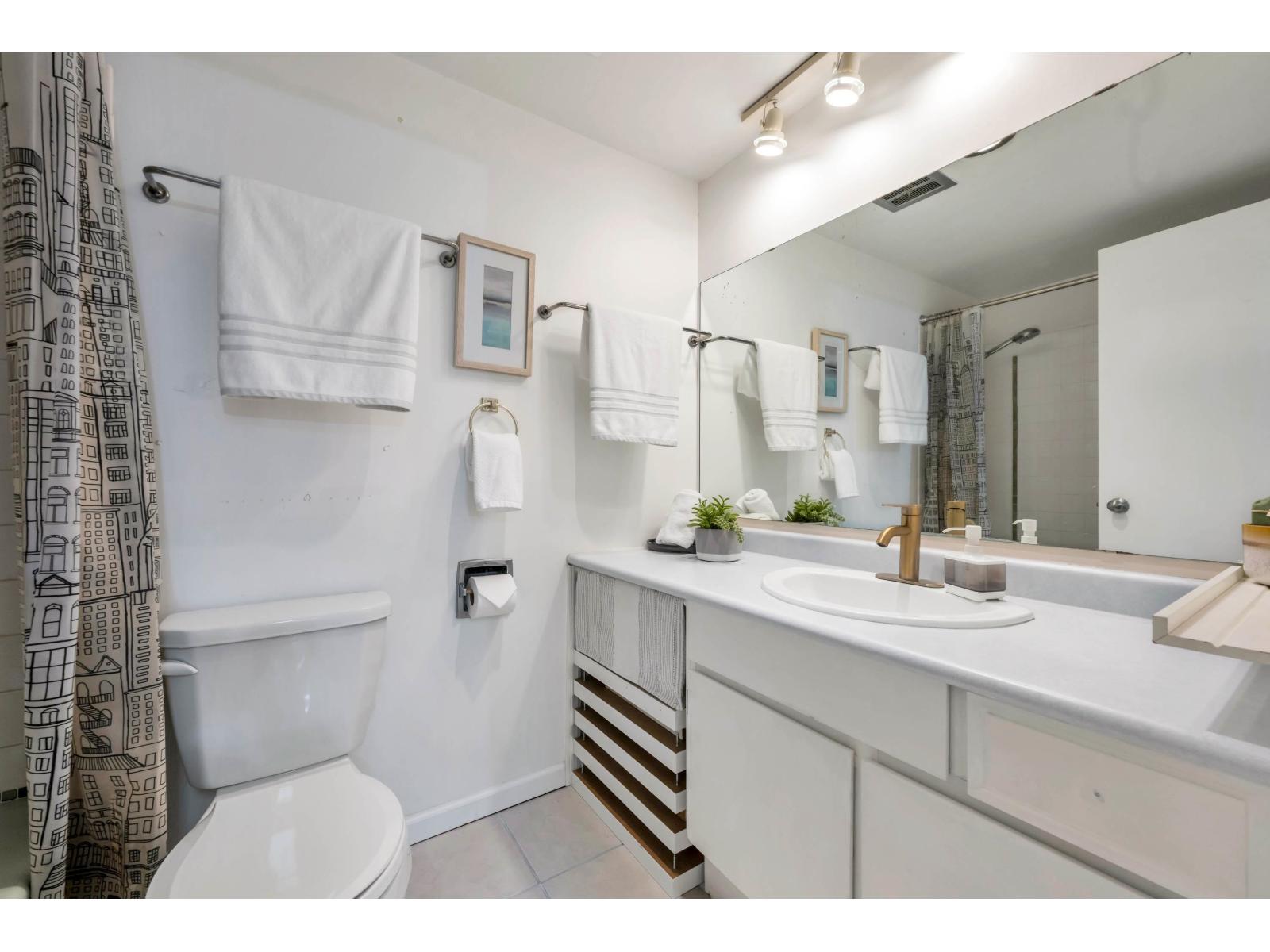 316 15020 North Bluff Road, White Rock, British Columbia  V4B 5A4 - Photo 15 - R3068107