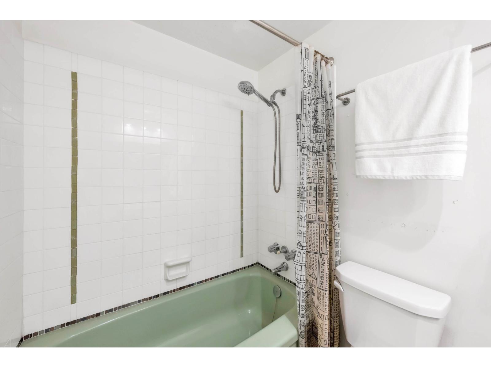 316 15020 North Bluff Road, White Rock, British Columbia  V4B 5A4 - Photo 16 - R3068107