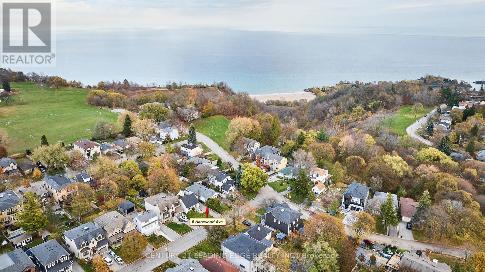 5 HAREWOOD AVENUE, Toronto, Ontario