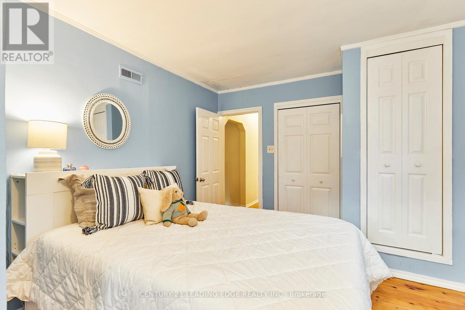 5 Harewood Avenue, Toronto, Ontario  M1M 2R1 - Photo 14 - E12555178