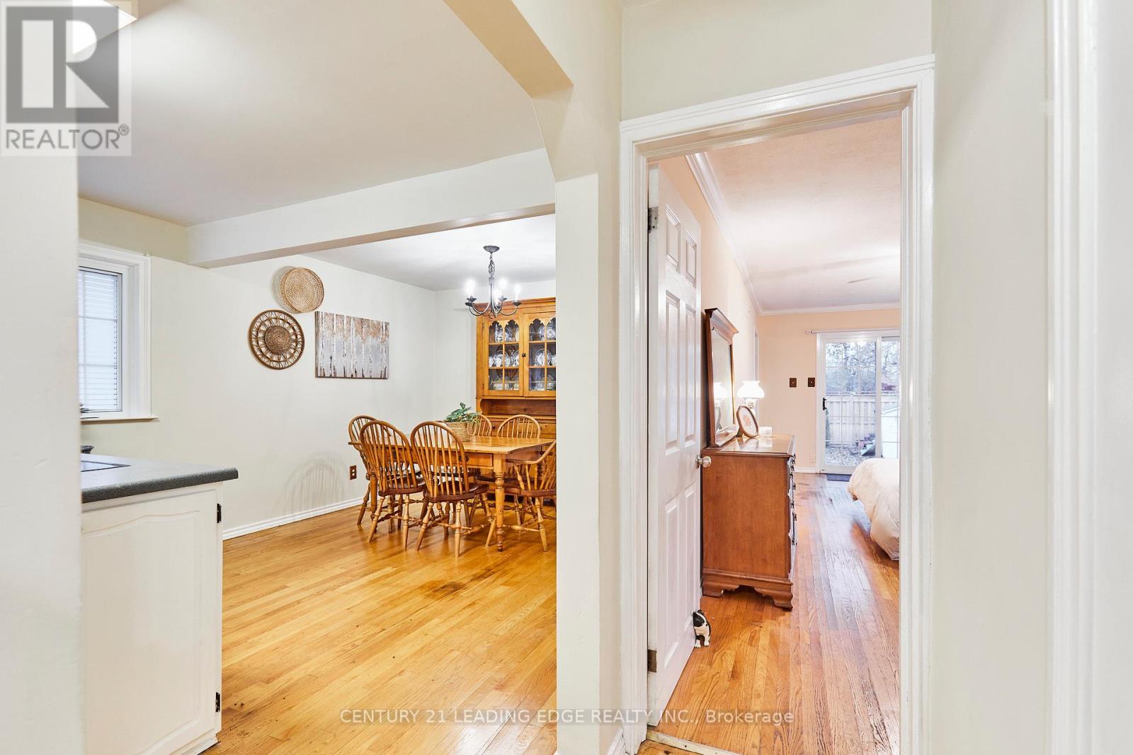 5 Harewood Avenue, Toronto, Ontario  M1M 2R1 - Photo 16 - E12555178