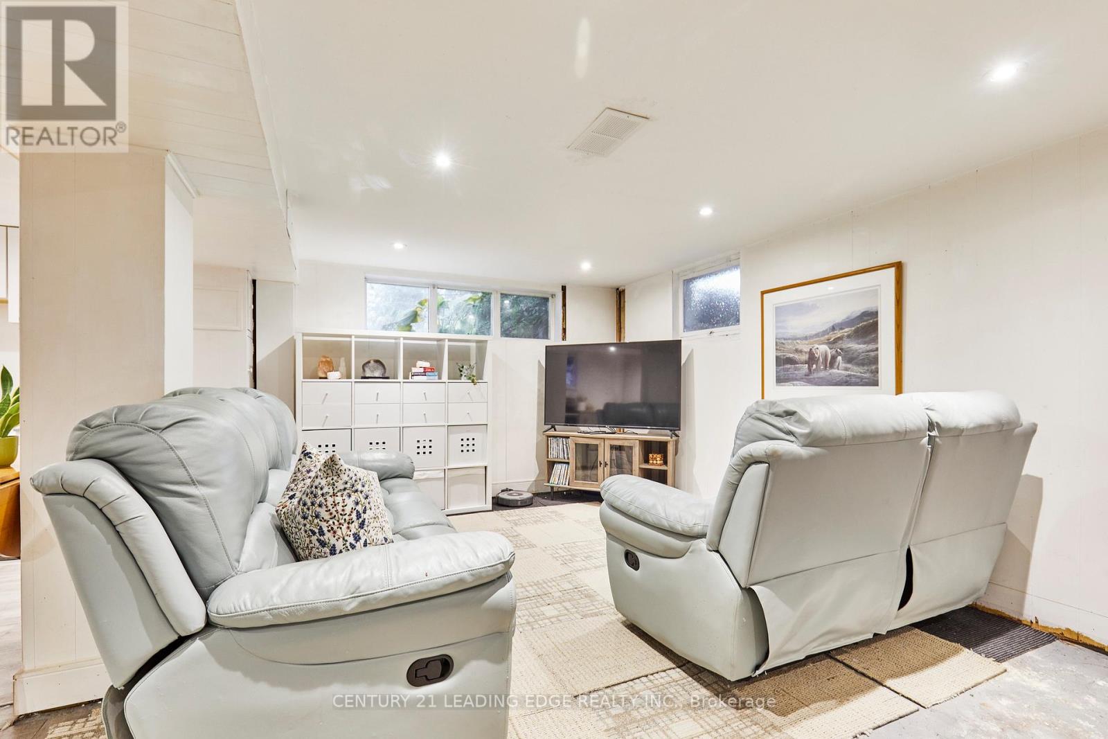 5 Harewood Avenue, Toronto, Ontario  M1M 2R1 - Photo 26 - E12555178