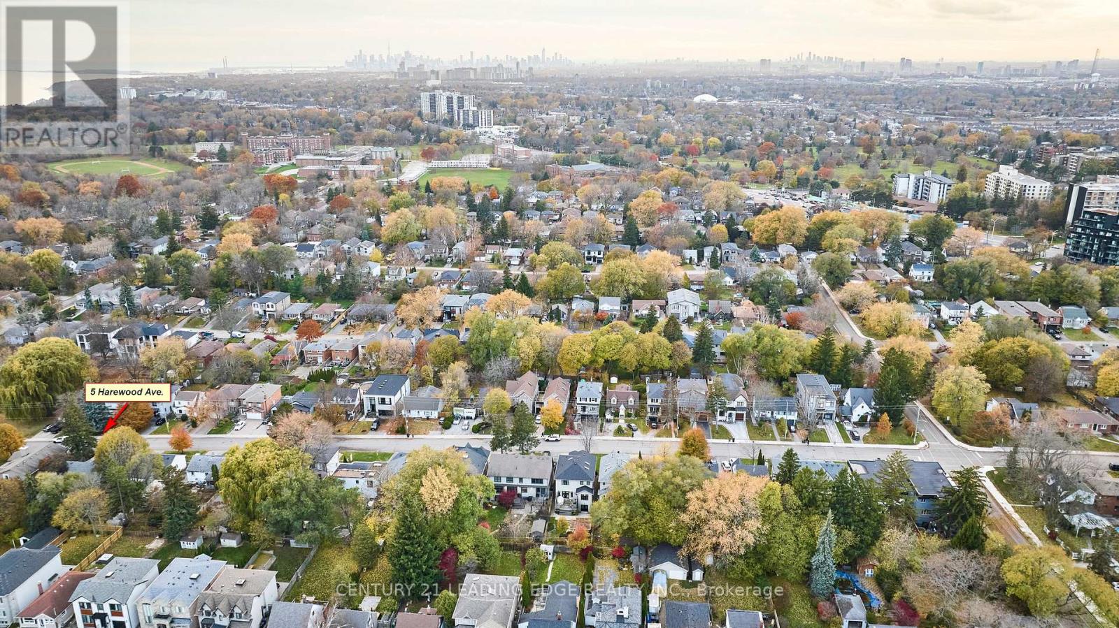 5 Harewood Avenue, Toronto, Ontario  M1M 2R1 - Photo 4 - E12555178