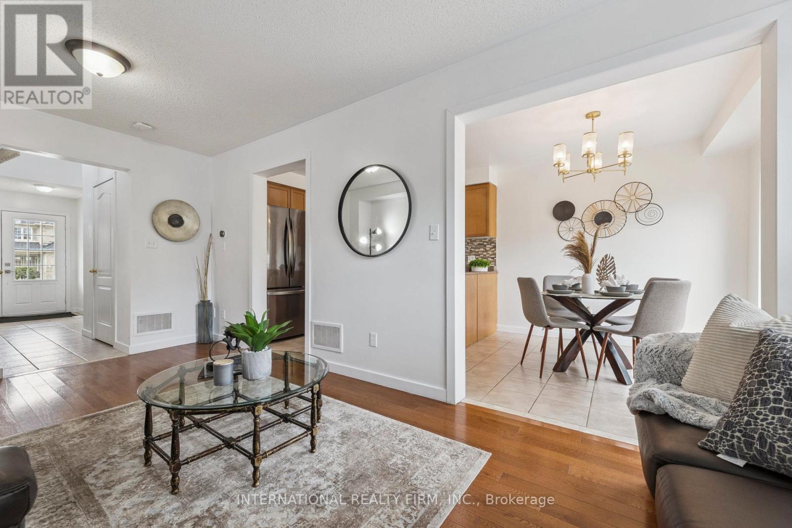 560 Falconridge Drive, Oshawa, Ontario  L1K 0C1 - Photo 11 - E12555298