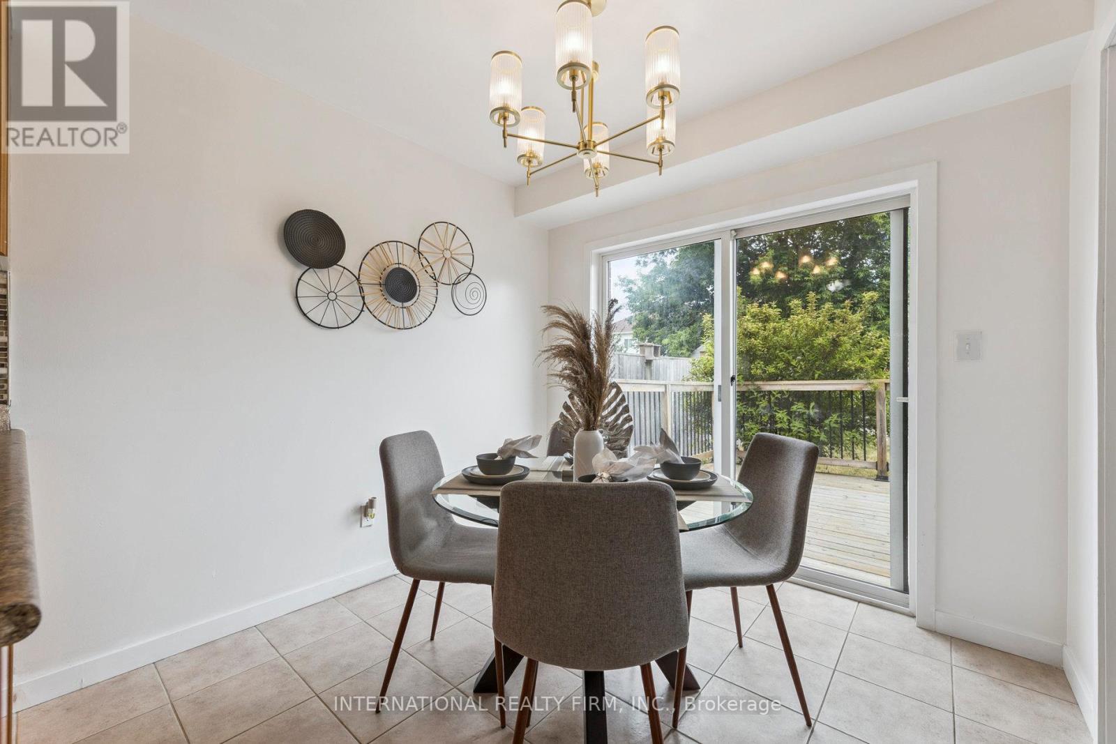 560 Falconridge Drive, Oshawa, Ontario  L1K 0C1 - Photo 14 - E12555298