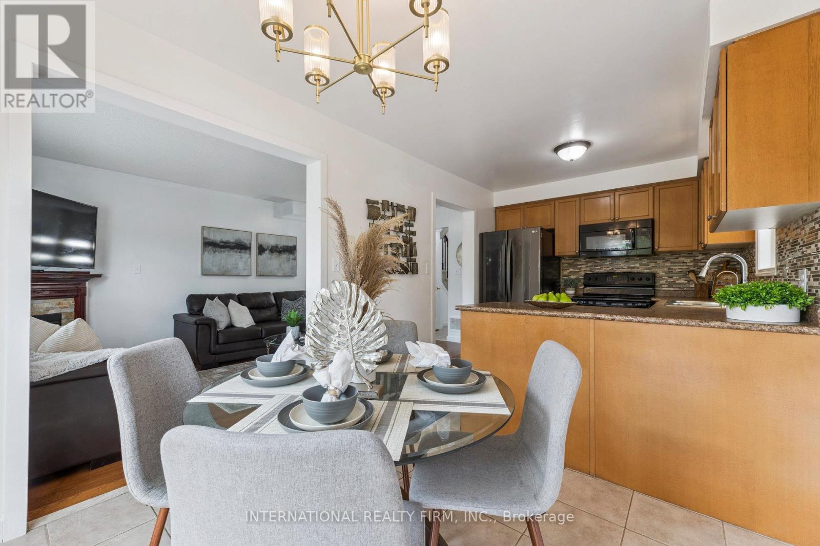 560 Falconridge Drive, Oshawa, Ontario  L1K 0C1 - Photo 16 - E12555298