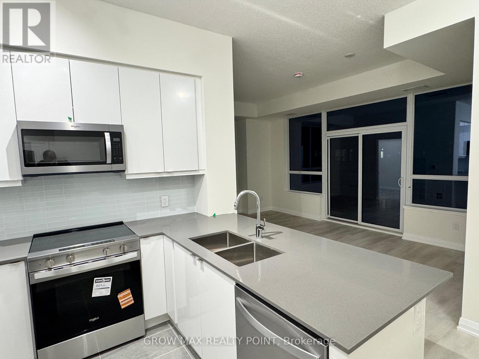 1004 - 3260 Sheppard Avenue E, Toronto, Ontario  M1T 0B5 - Photo 4 - E12555328