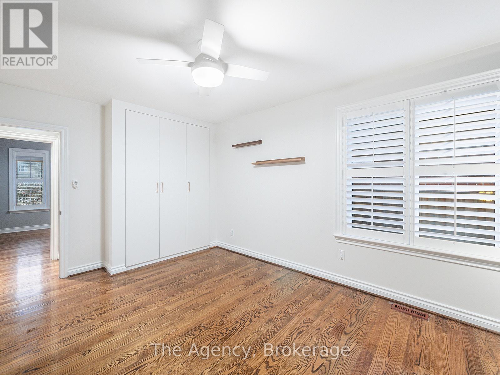 253 Margaret Drive, Oakville, Ontario  L6K 2W3 - Photo 22 - W12442523