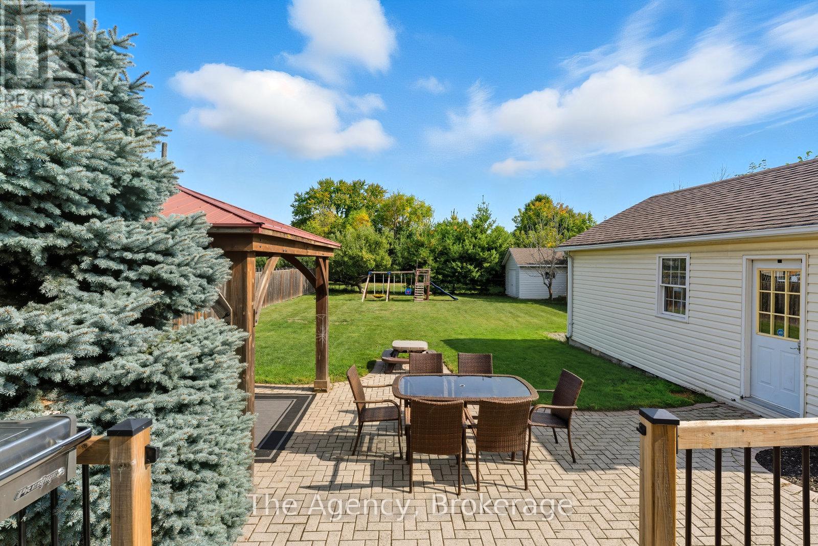 253 Margaret Drive, Oakville, Ontario  L6K 2W3 - Photo 37 - W12442523