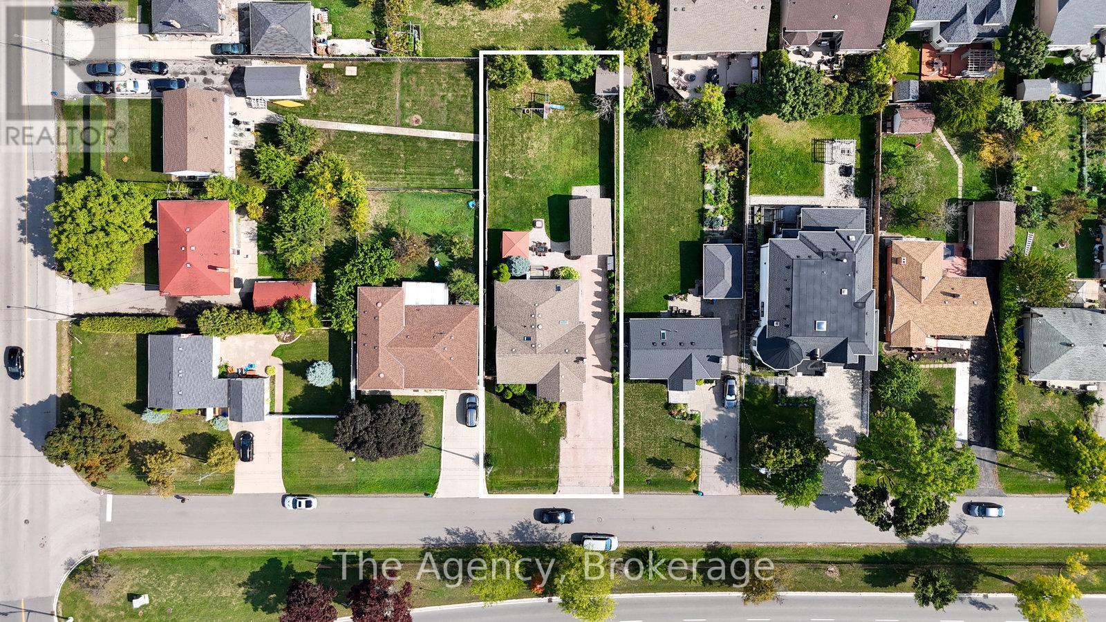 253 Margaret Drive, Oakville, Ontario  L6K 2W3 - Photo 42 - W12442523