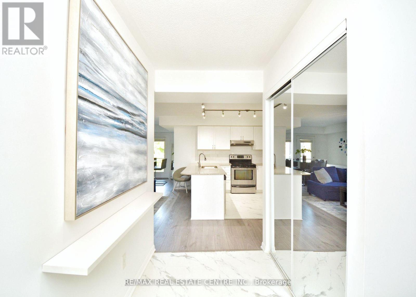 209 - 50 Mulligan Lane, Wasaga Beach, Ontario  L9Z 0C5 - Photo 9 - S12434479