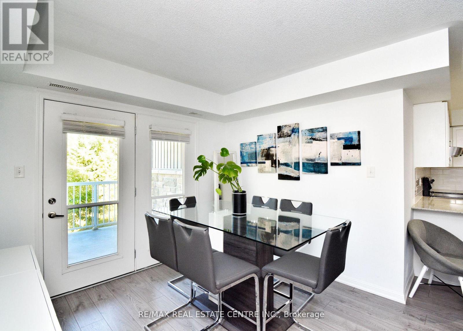 209 - 50 Mulligan Lane, Wasaga Beach, Ontario  L9Z 0C5 - Photo 14 - S12434479