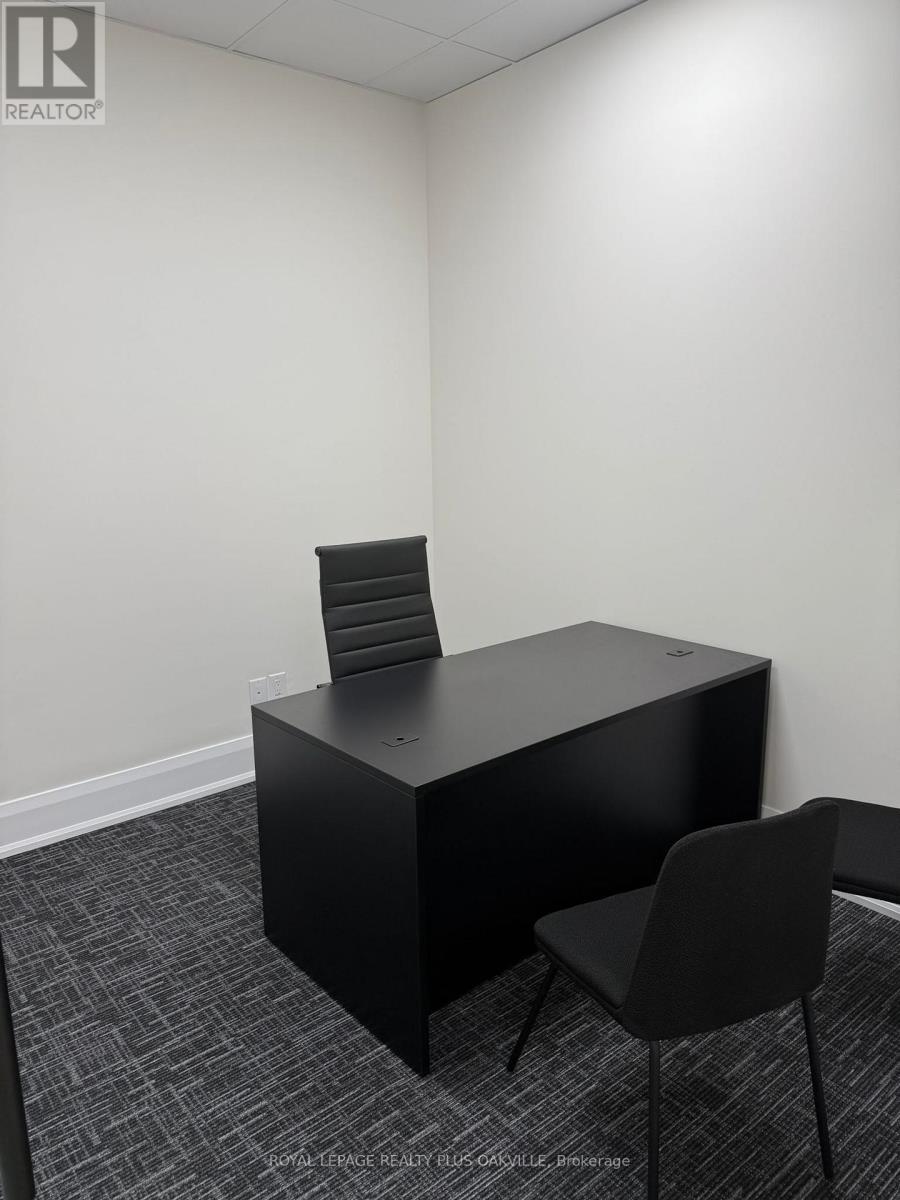 21 - 86 Woodbridge Avenue, Vaughan, Ontario  L4L 0E4 - Photo 3 - N12555182