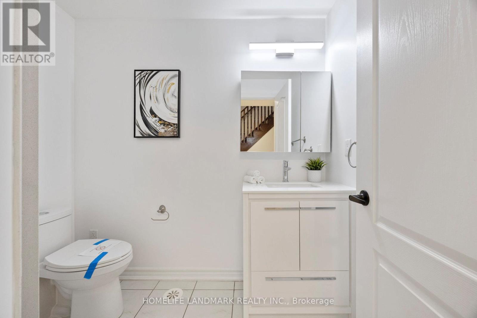 56 Donald Buttress Boulevard W, Markham, Ontario  L6C 0P1 - Photo 11 - N12555244